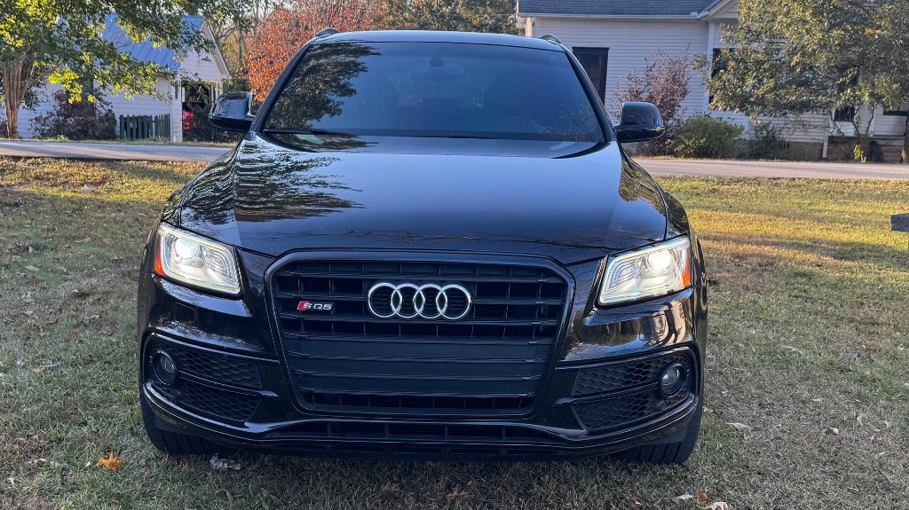 Used 2016 Audi SQ5 Premium Plus w/ Technology Package image 2