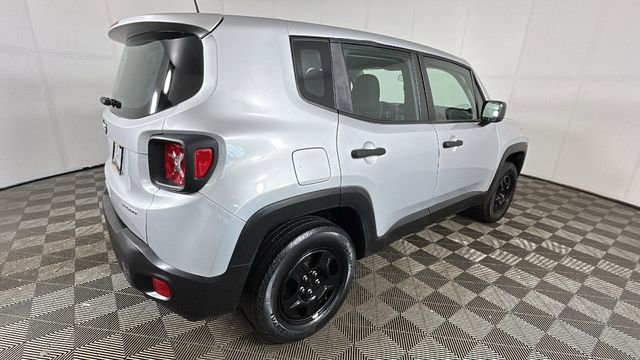 Used 2021 Jeep Renegade Sport AWD/4WD image 3