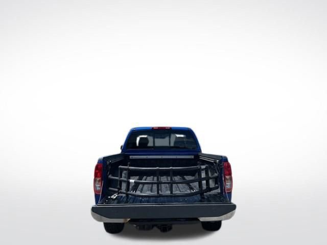 Used 2014 Nissan Frontier SV w/ SV Value Truck Package AWD/4WD image 22