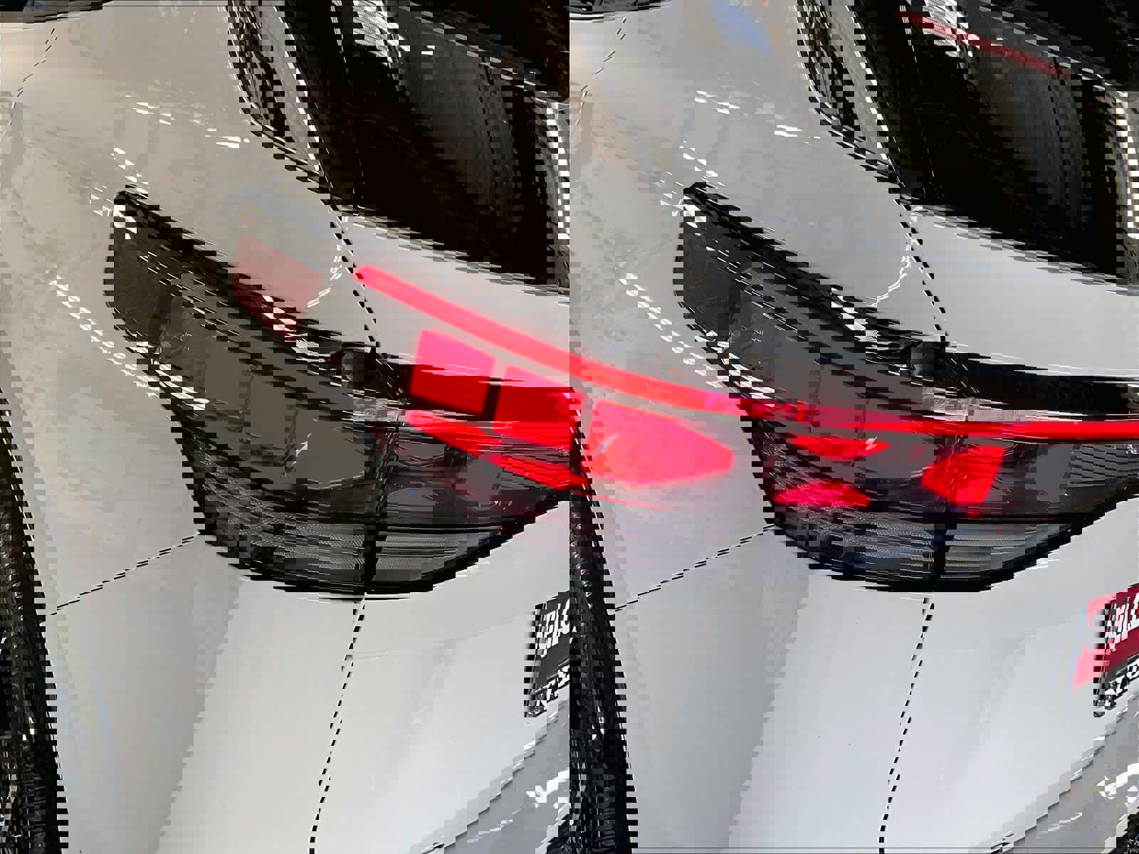 New 2026 Volkswagen Tiguan SEL R-Line image 24