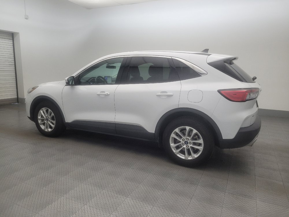 Used 2021 Ford Escape SE FWD image 3