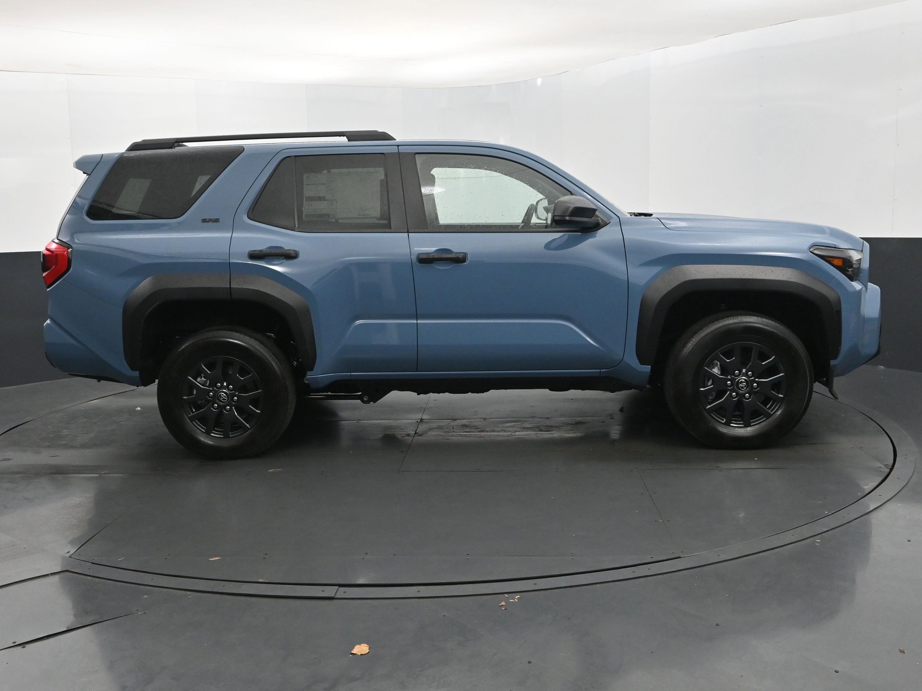Used 2025 Toyota 4Runner SR5 RWD image 6