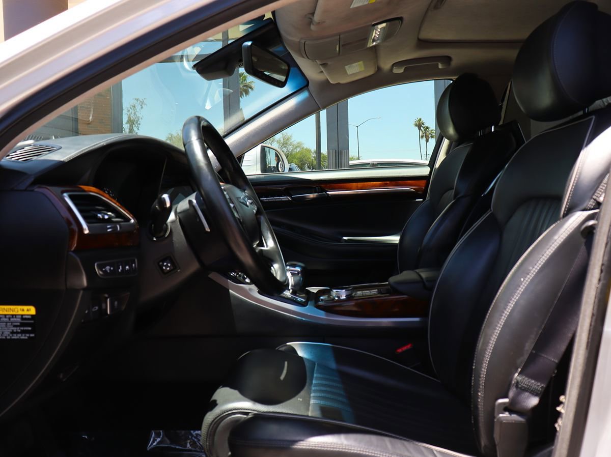 Used 2019 Genesis G90 5.0 Ultimate RWD image 41