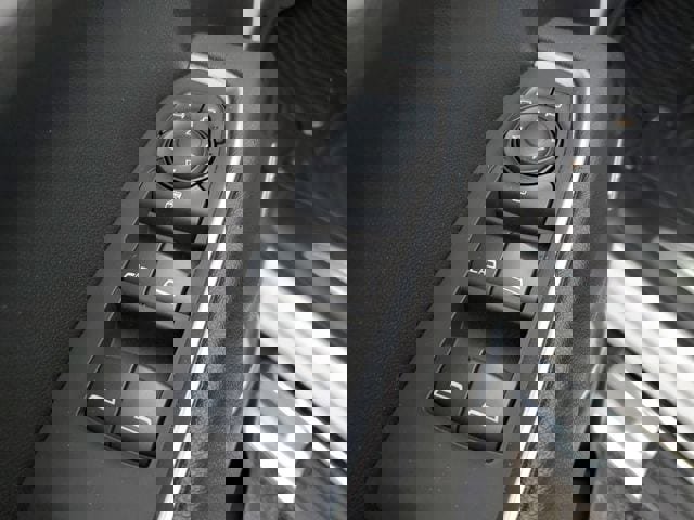 Used 2025 GMC Sierra 1500 Elevation w/ Preferred Package image 25