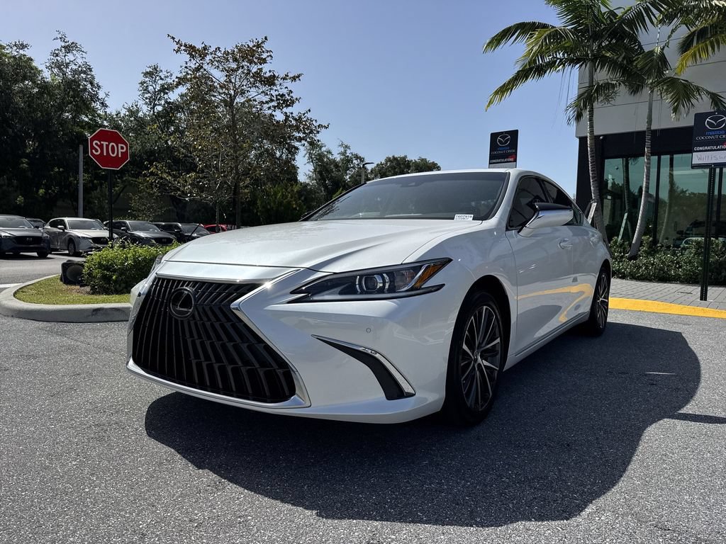 Used 2025 Lexus ES 350 w/ Premium Package FWD image 31