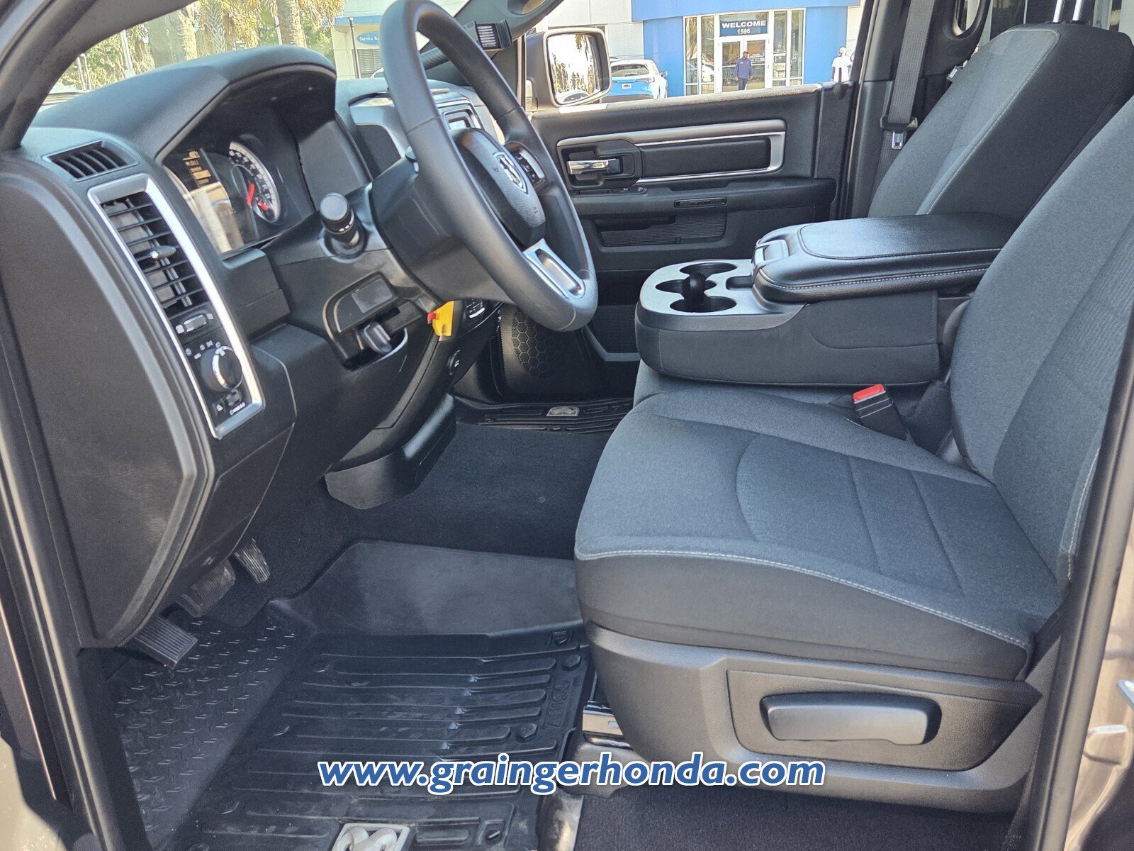 Used 2021 RAM 1500 Classic Warlock image 9