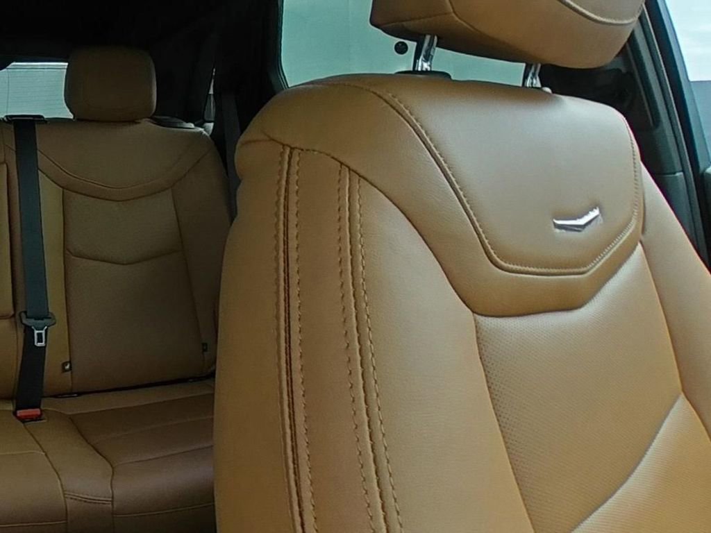 New 2026 Cadillac XT5 Premium Luxury w/ LPO, Floor Liner Package image 33