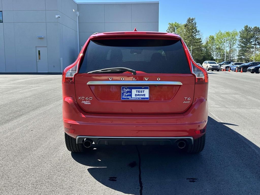 Used 2017 Volvo XC60 T6 R-Design w/ Climate Package image 26