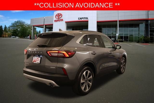 Used 2025 Ford Escape Platinum AWD/4WD image 4