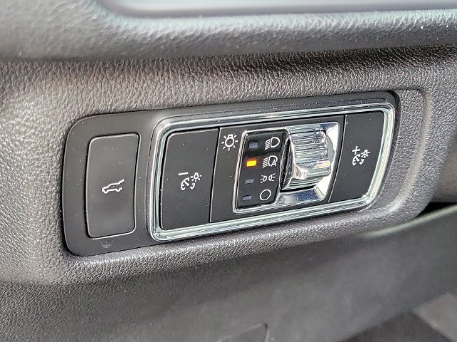 Used 2024 Lincoln Corsair Reserve w/ Equipment Group 201A AWD/4WD image 10