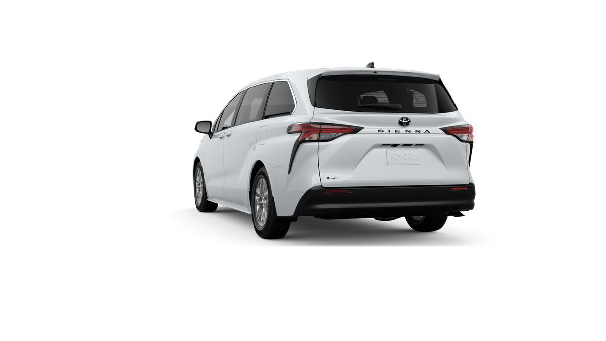 New 2026 Toyota Sienna LE image 7