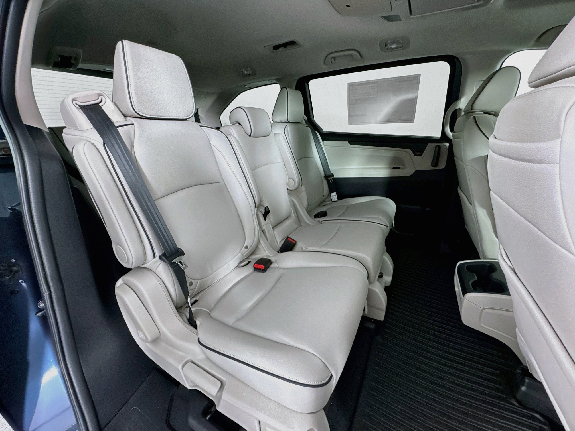 New 2027 Honda Odyssey Touring image 30