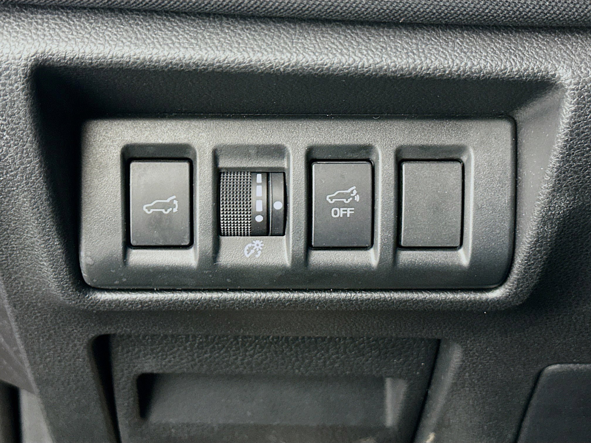 Used 2025 Subaru Outback Premium image 17