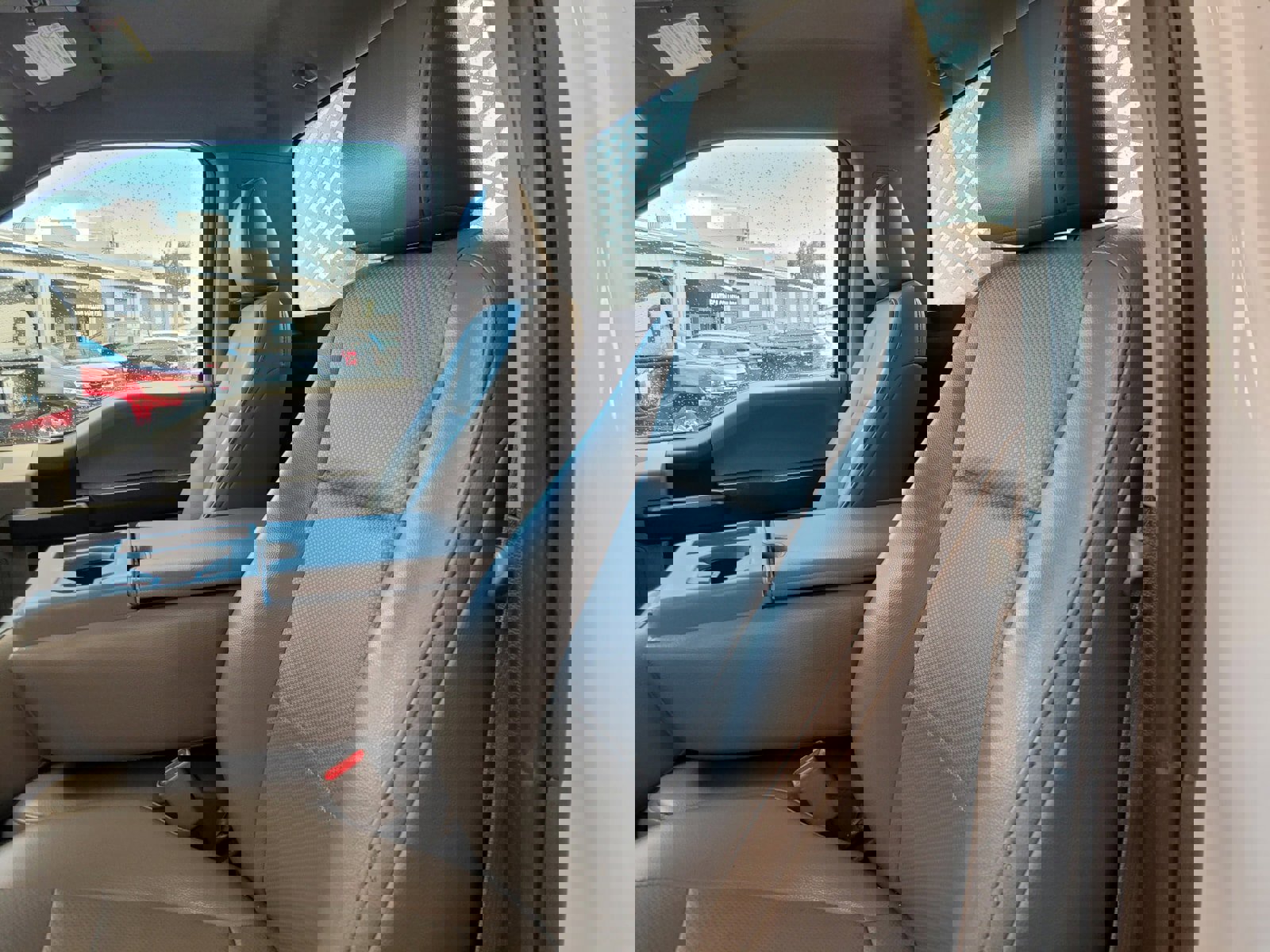 Used 2017 Ford F550 2WD Regular Cab Super Duty image 10