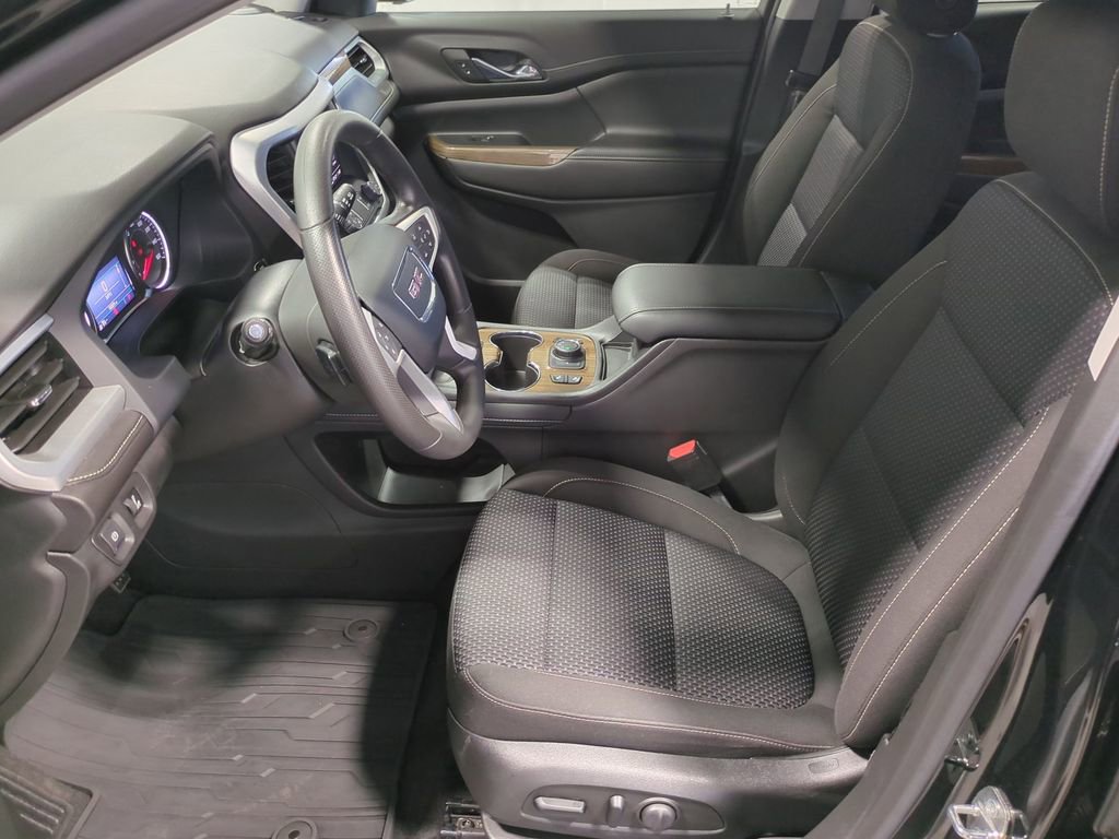 Used 2023 GMC Acadia SLE w/ Driver Convenience Package image 20