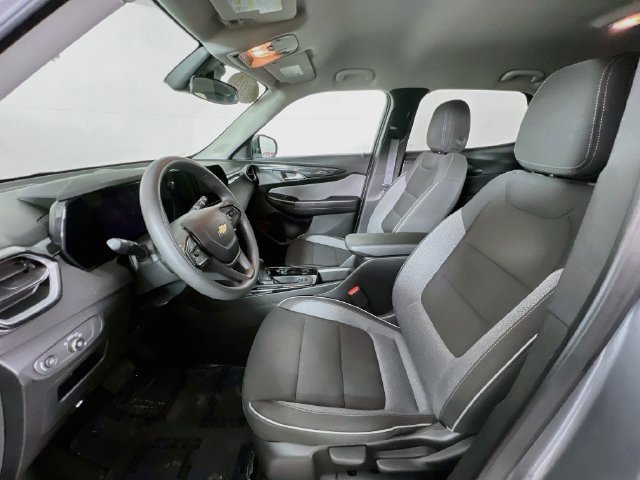 Used 2024 Chevrolet TrailBlazer LT AWD/4WD image 10