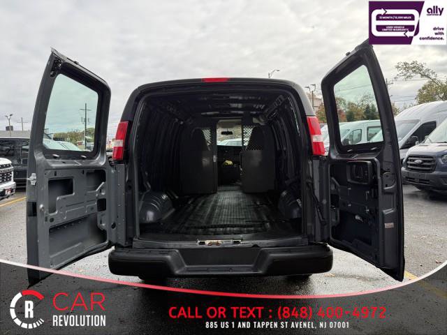 Used 2017 Chevrolet Express 2500 image 6