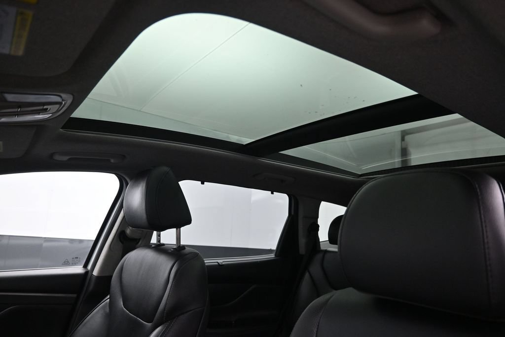 Used 2019 Hyundai Santa Fe Limited FWD image 22