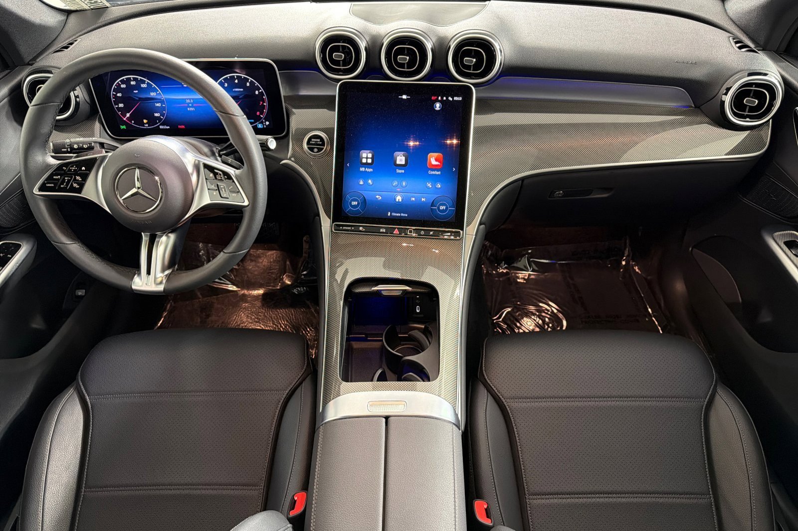 Used 2025 Mercedes-Benz GLC 300 image 12