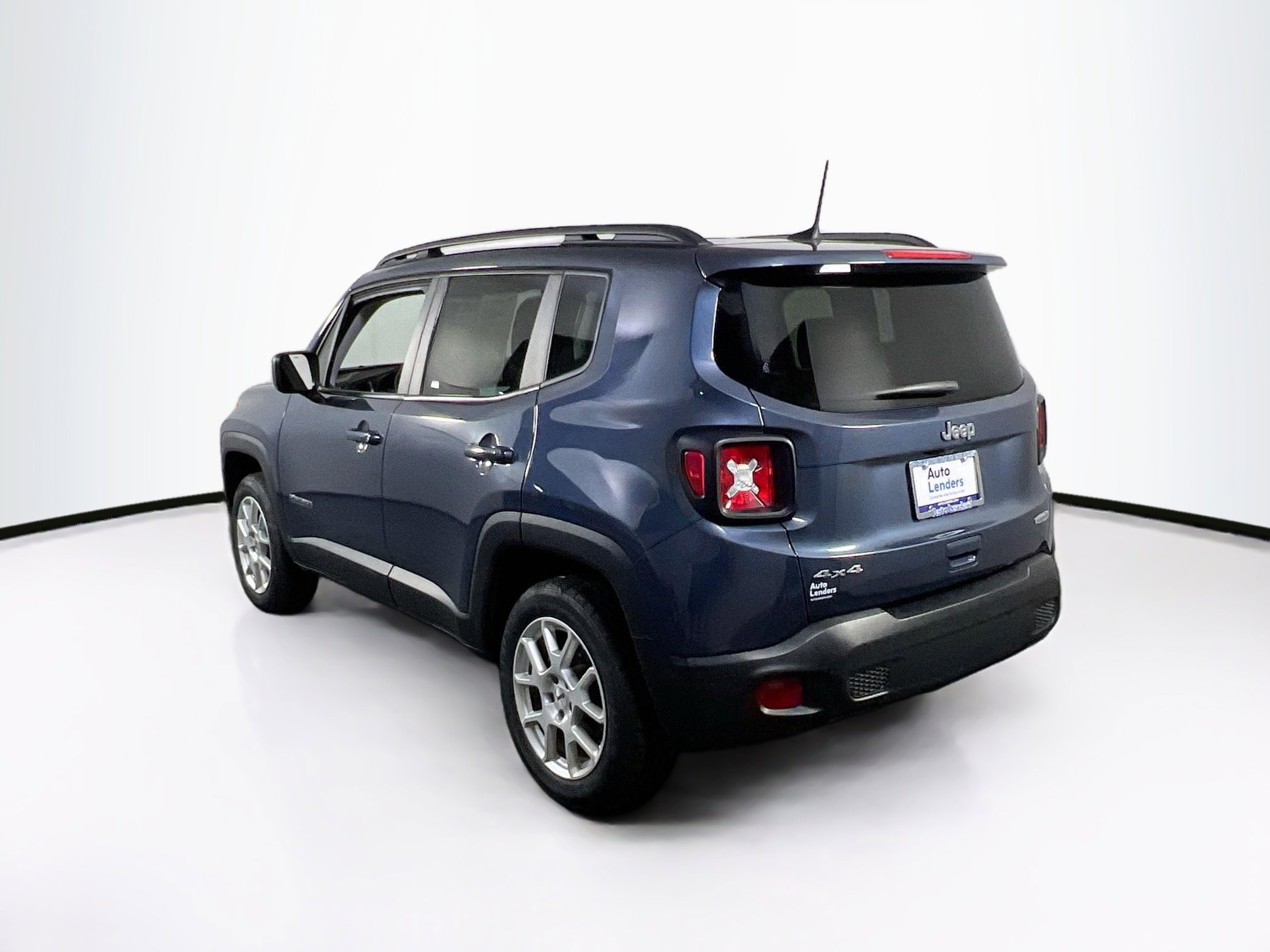 Used 2022 Jeep Renegade Latitude w/ Convenience Group image 7