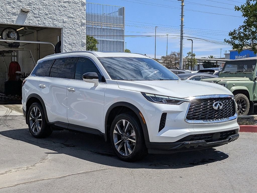 Used 2025 INFINITI QX60 Luxe w/ Lighting Package (N94) image 23