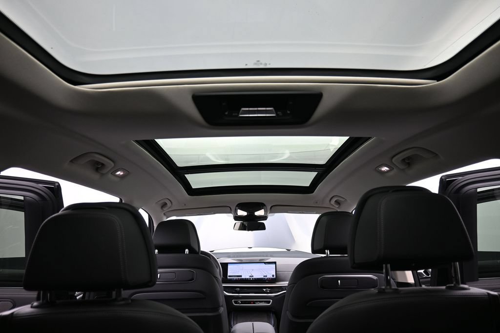 New 2026 BMW X7 xDrive40i w/ Executive Package AWD/4WD image 20