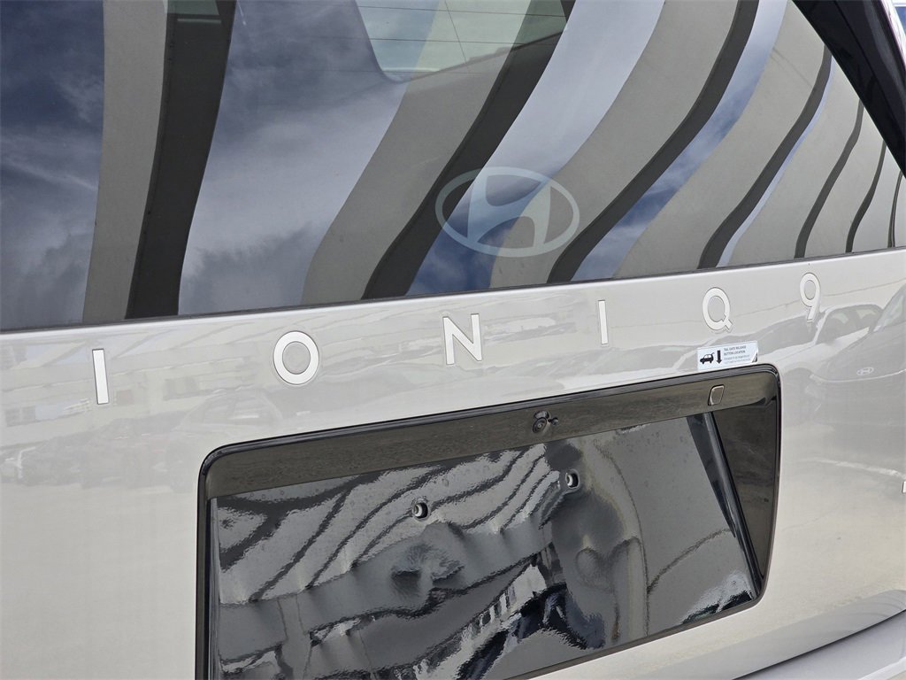 New 2026 Hyundai Ioniq 9 SEL image 6