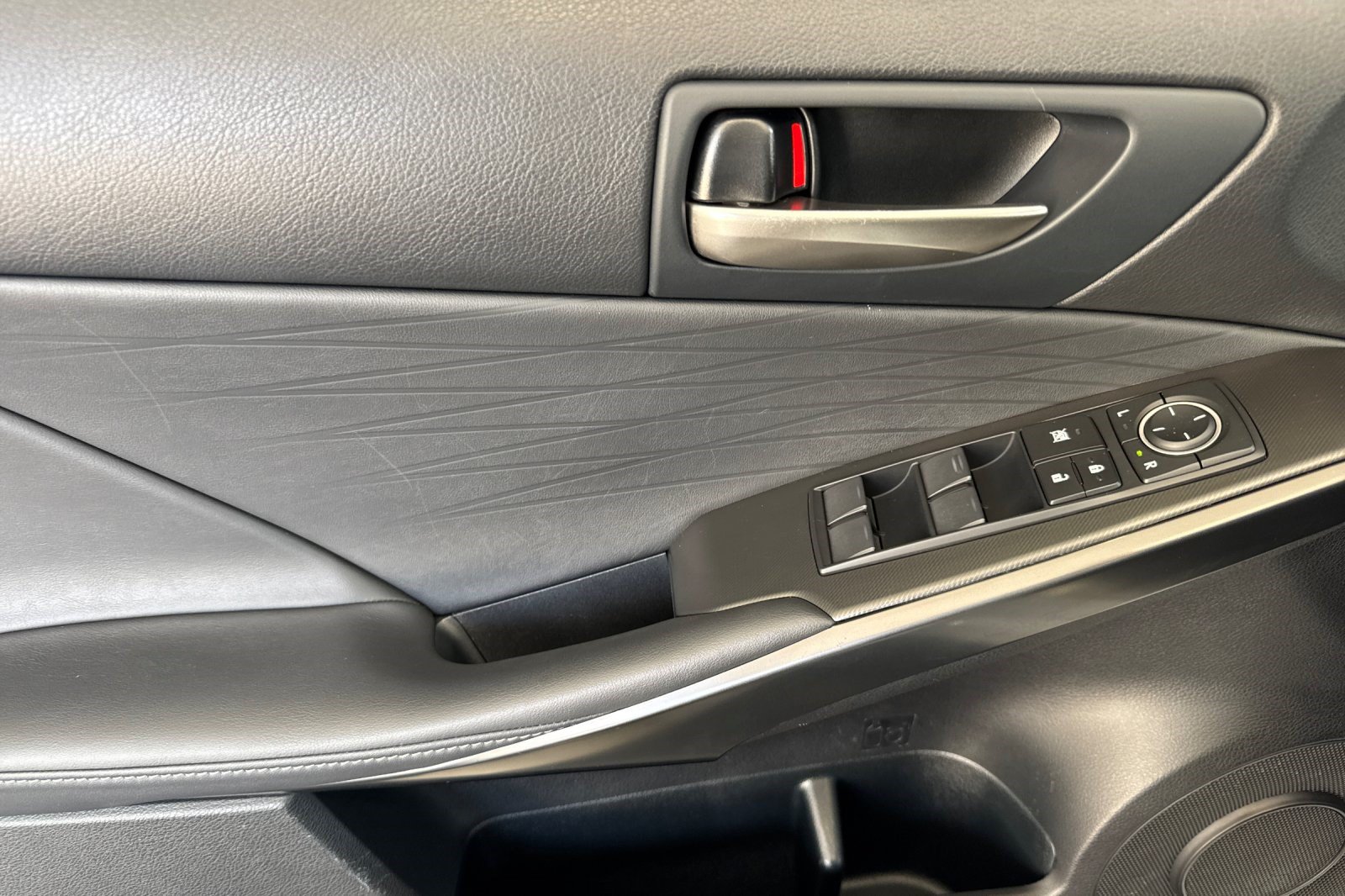 Certified 2024 Lexus IS 350 F Sport RWD image 12