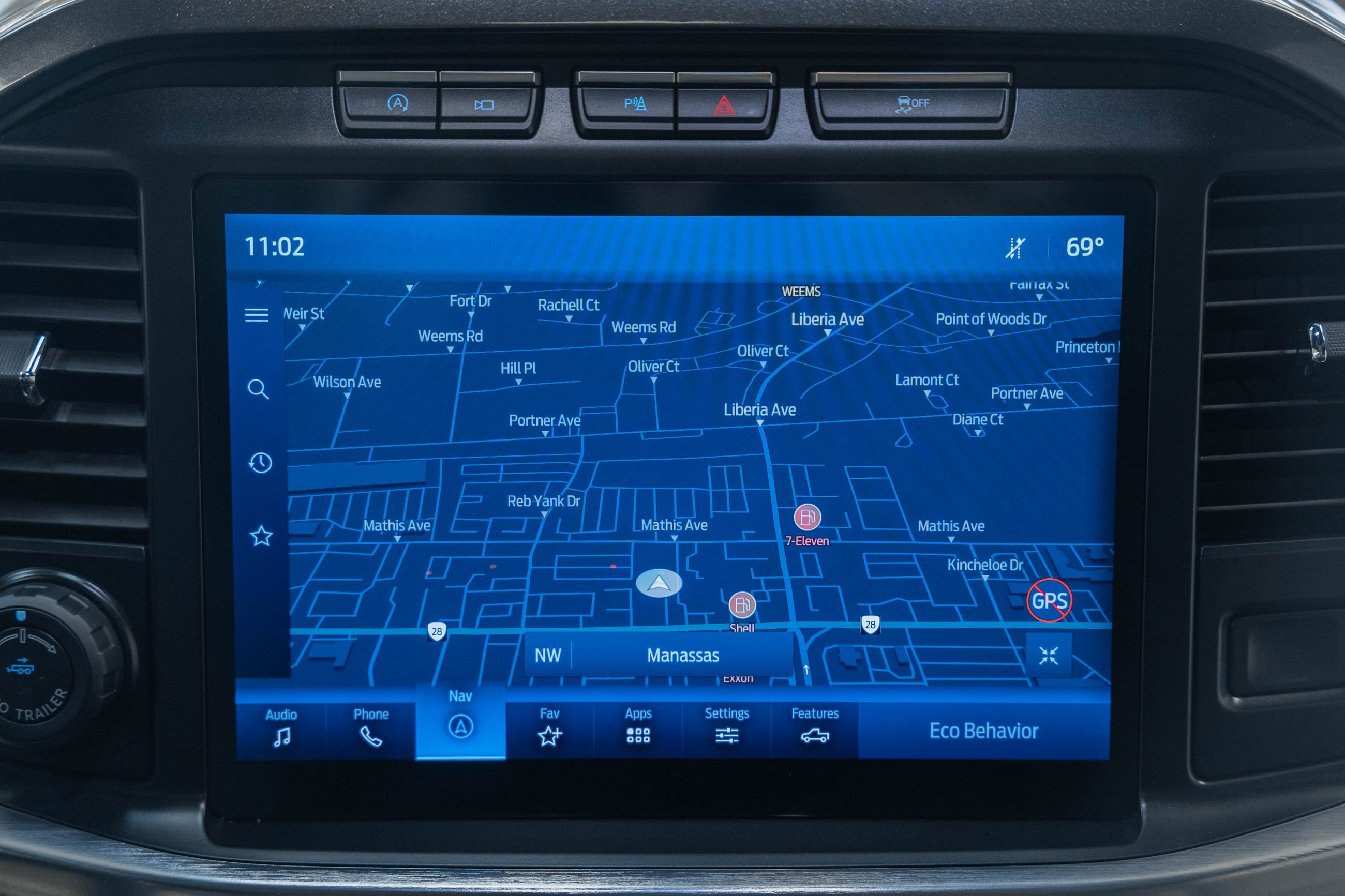 Certified 2023 Ford F150 Lariat w/ Equipment Group 502A High image 31