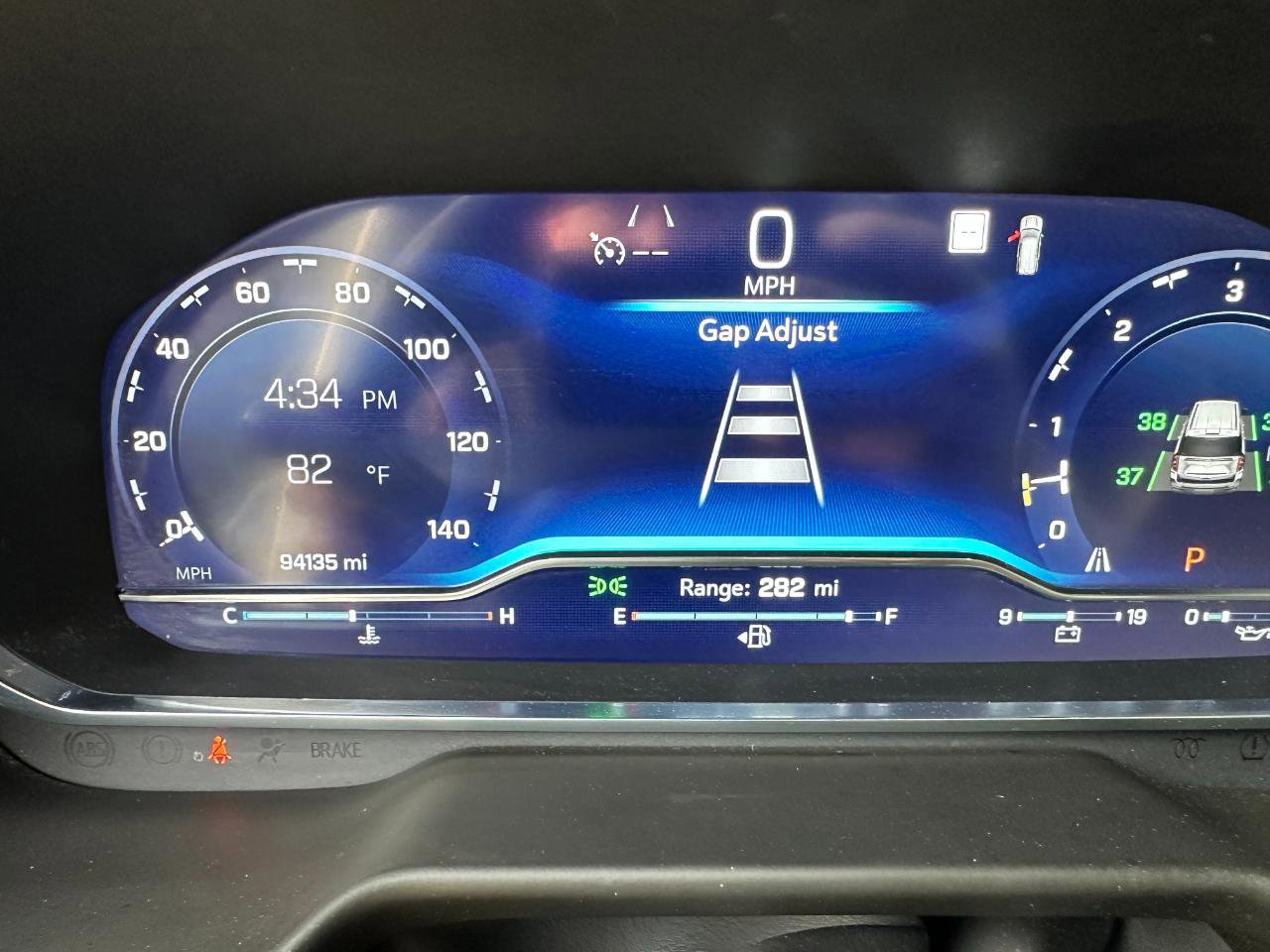 Used 2022 Chevrolet Tahoe LT w/ Luxury Package image 47