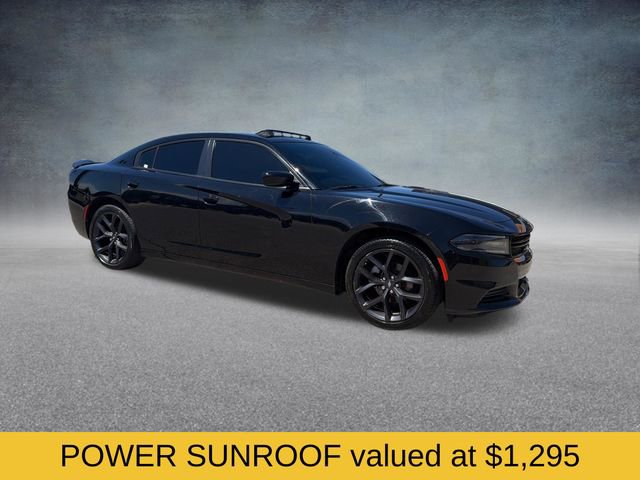 Used 2021 Dodge Charger SXT w/ Blacktop Package image 2