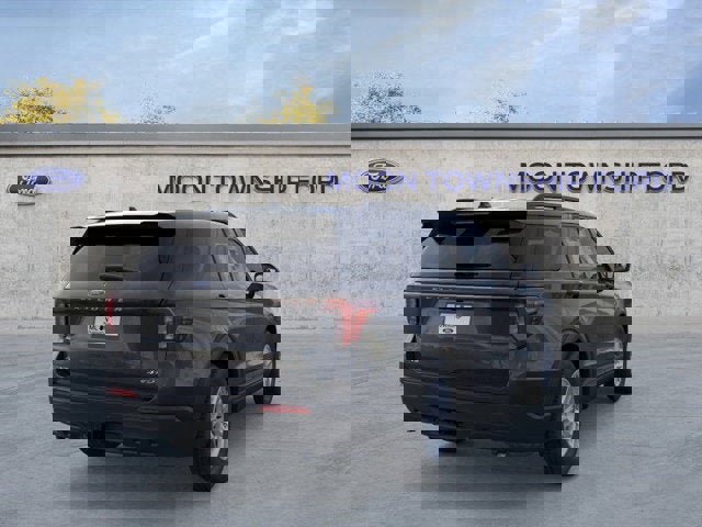 New 2026 Ford Explorer Active image 8