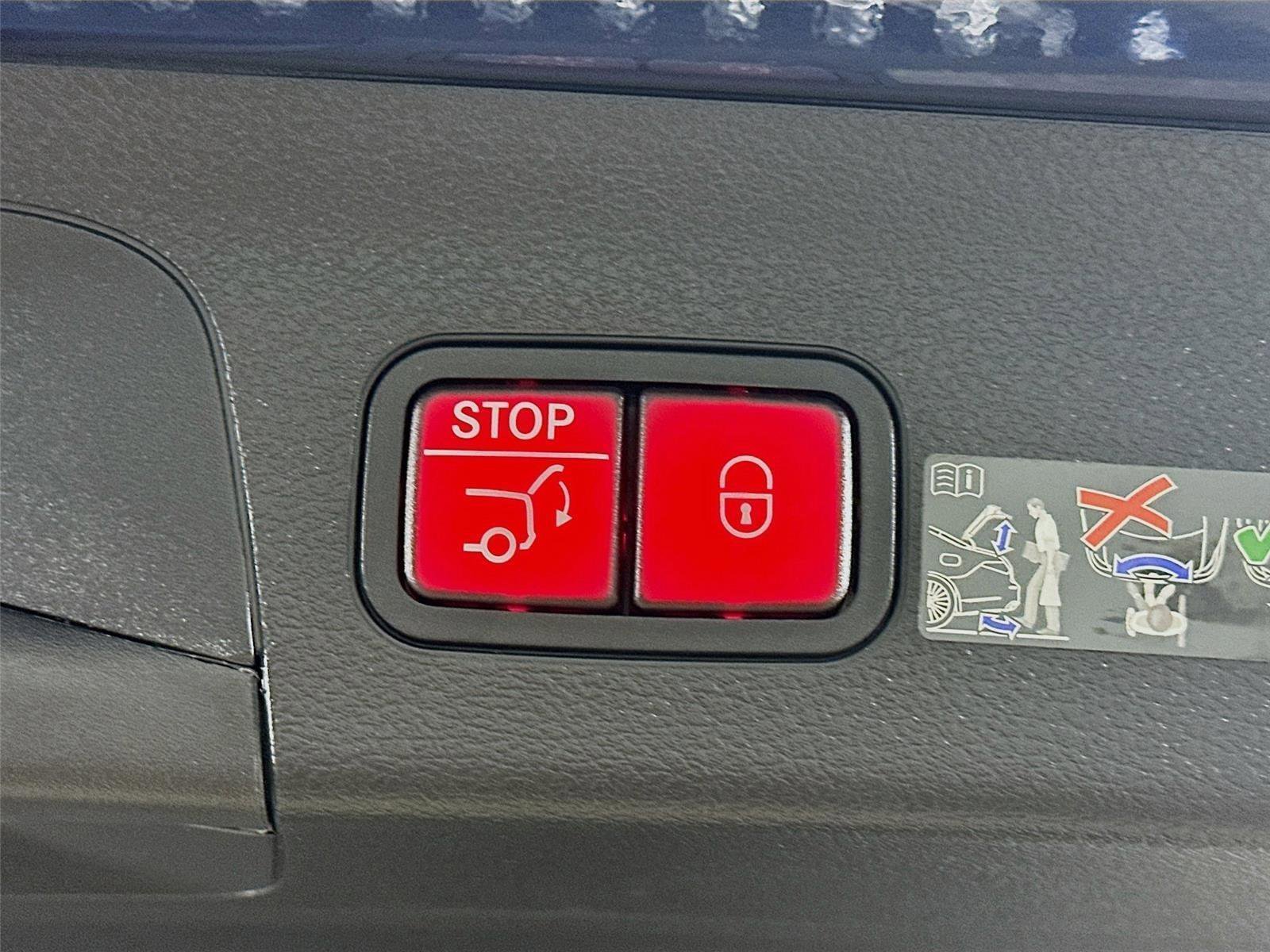 Used 2026 Mercedes-Benz GLS 450 4MATIC image 36