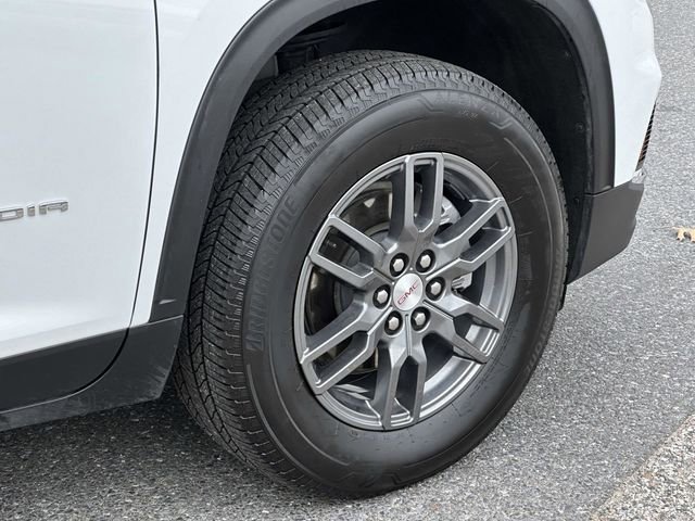 Used 2025 GMC Acadia Elevation image 30