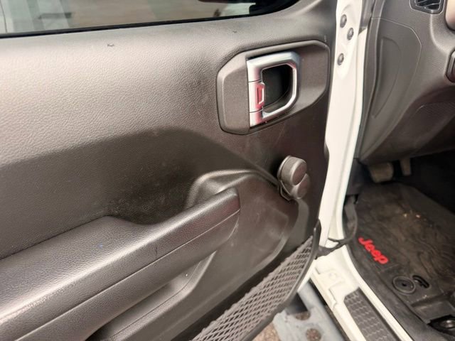 Used 2018 Jeep Wrangler Unlimited Sport image 12