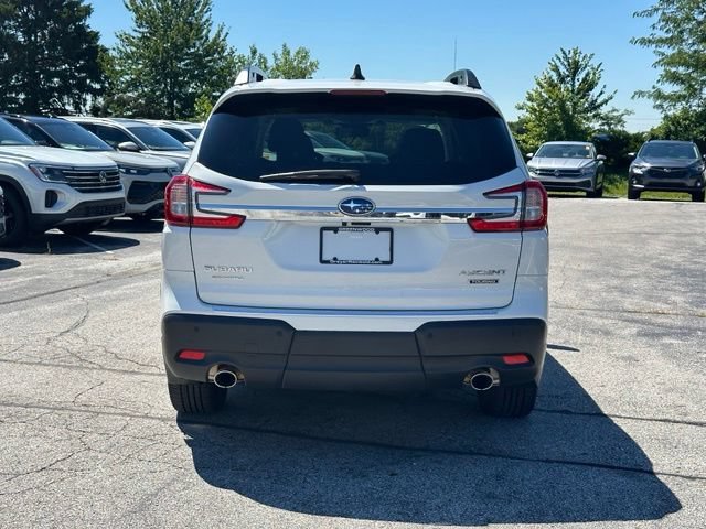 Used 2025 Subaru Ascent Touring AWD/4WD image 6