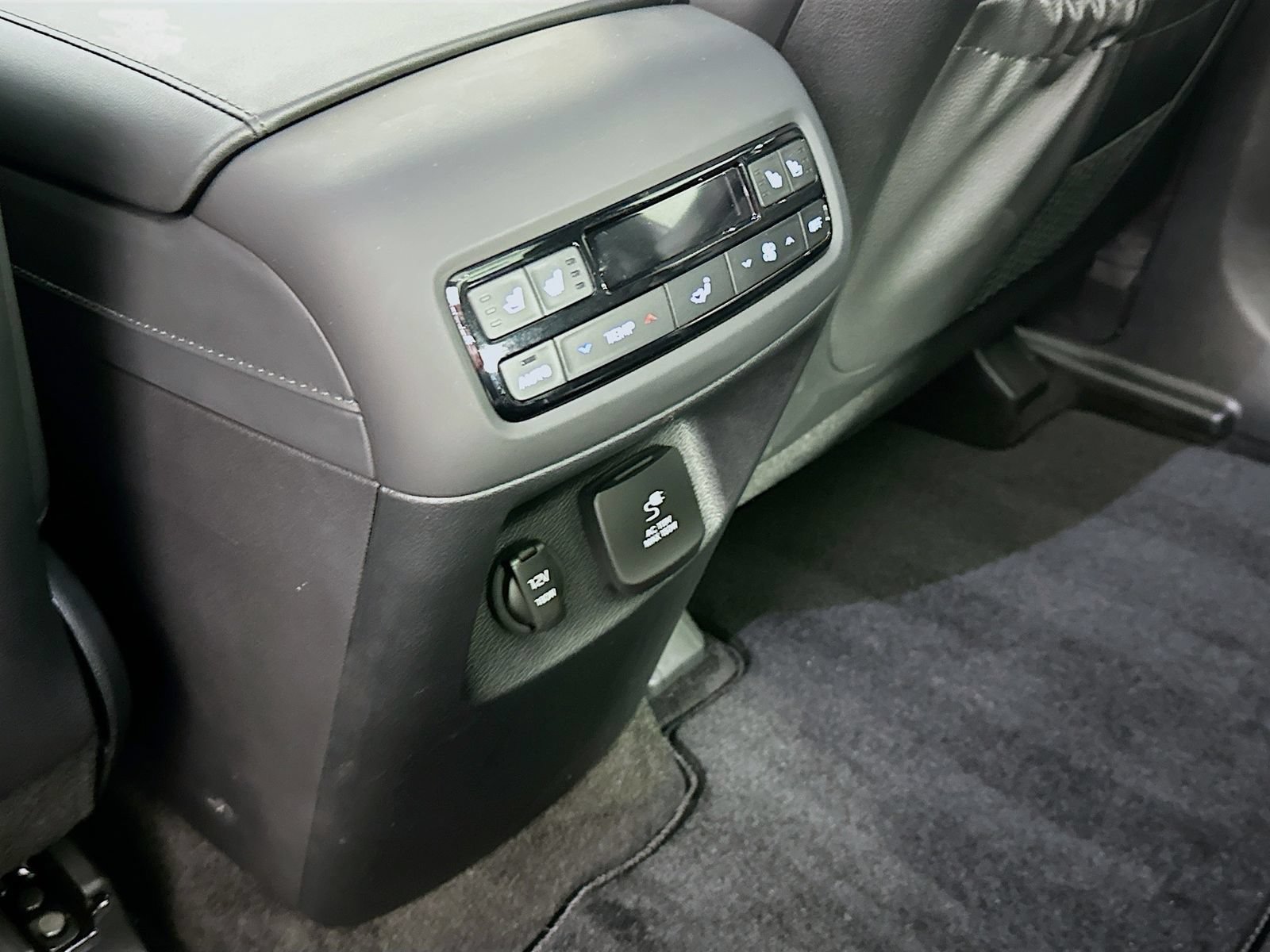 Used 2025 Hyundai Palisade Calligraphy AWD/4WD image 27
