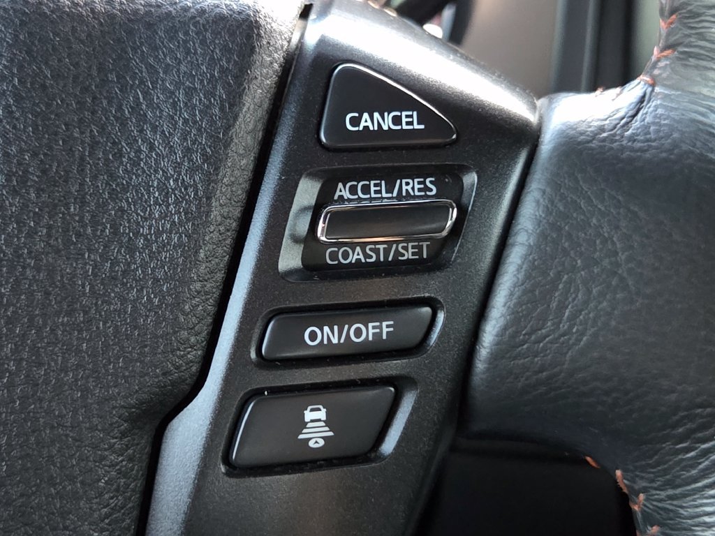 Used 2022 Nissan Titan PRO-4X w/ Pro-4x Utility Package AWD/4WD image 13