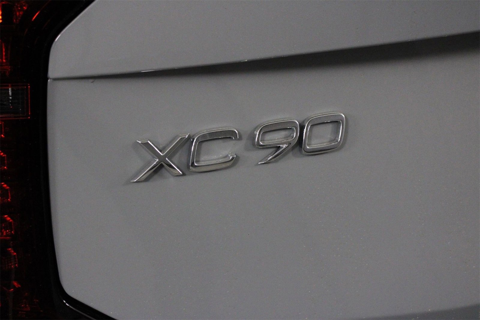 New 2025 Volvo XC90 B6 Ultra w/ Protection Package Premier image 16