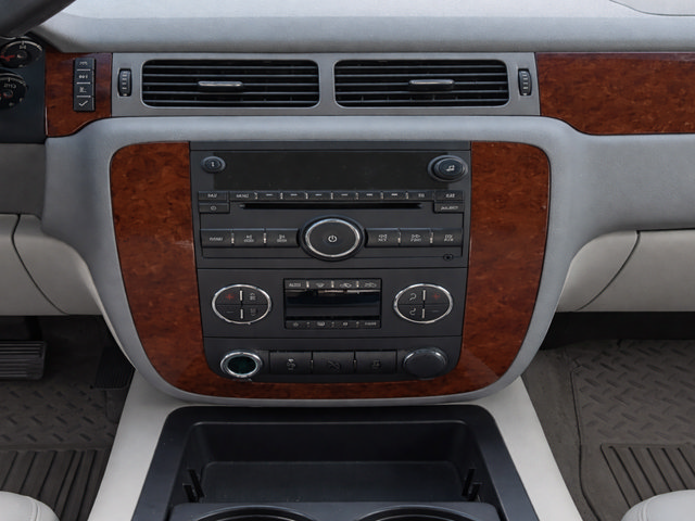 Used 2013 Chevrolet Avalanche LT w/ All-Star Edition RWD image 15