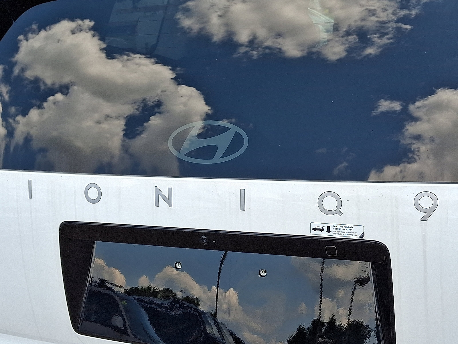 New 2026 Hyundai Ioniq 9 SE image 21