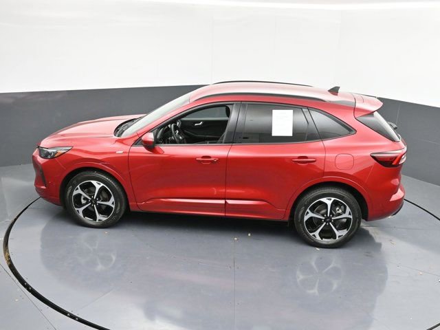 Used 2024 Ford Escape ST-Line Elite w/ Premium Technology Package image 34