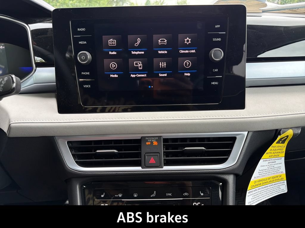 New 2026 Volkswagen Taos SE AWD/4WD image 20