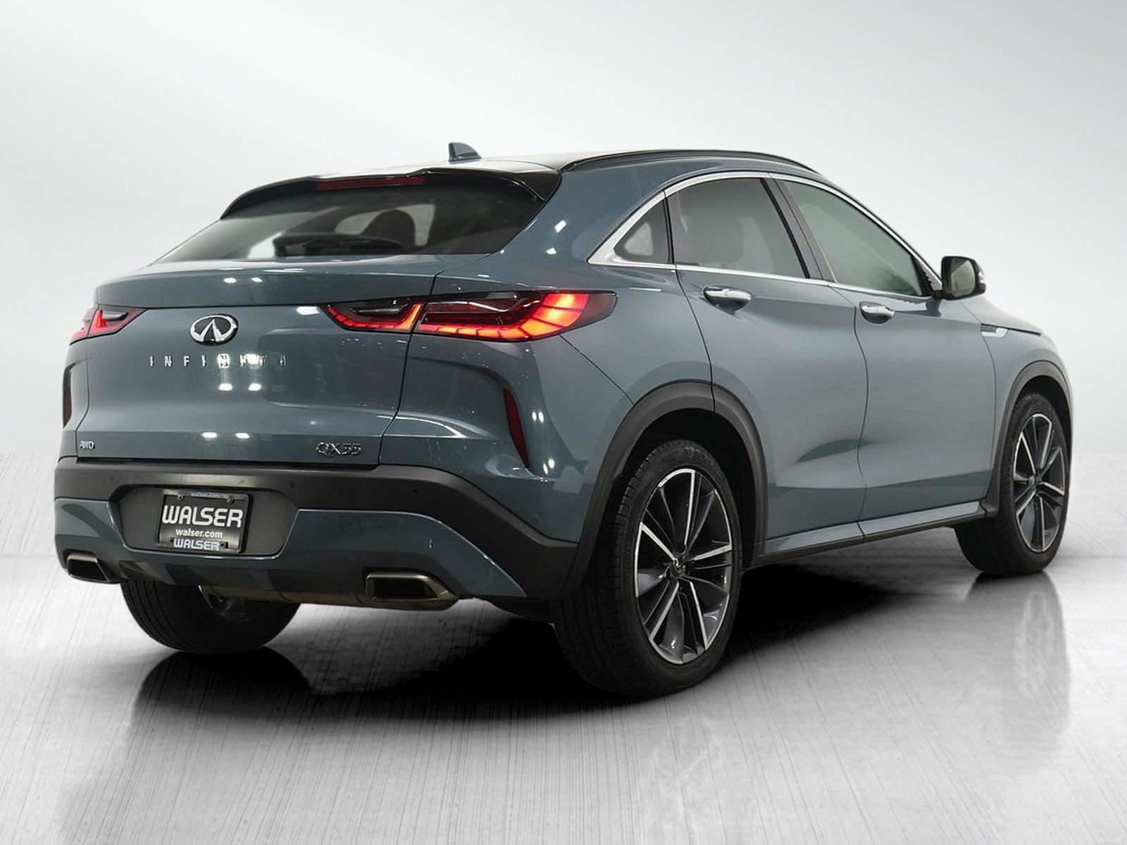 Used 2024 INFINITI QX55 Luxe image 5