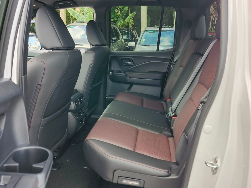 New 2026 Honda Ridgeline Black Edition image 7