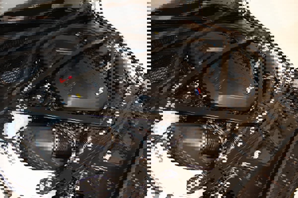 Used 2023 BMW M4 xDrive Competition image 89