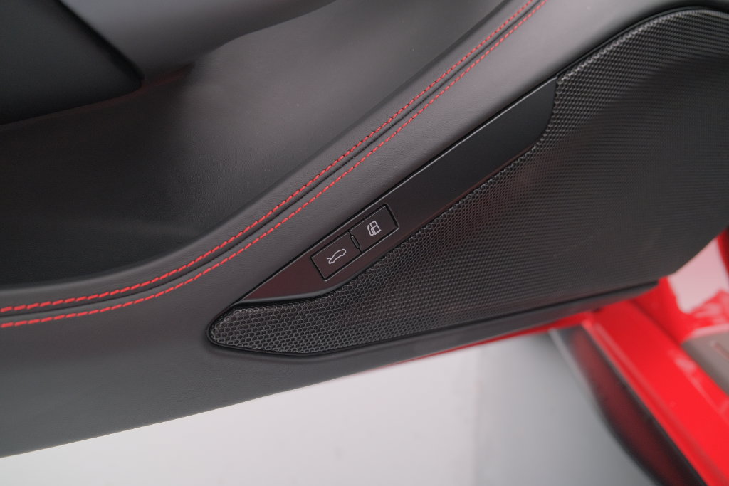 Used 2022 Ferrari F8 Tributo RWD image 14