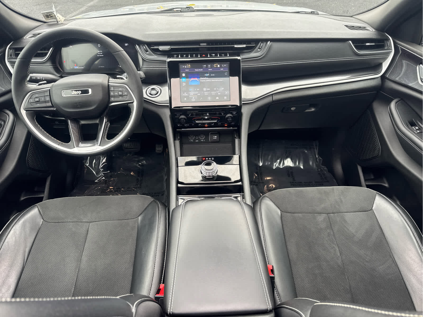 Certified 2023 Jeep Grand Cherokee Altitude image 24