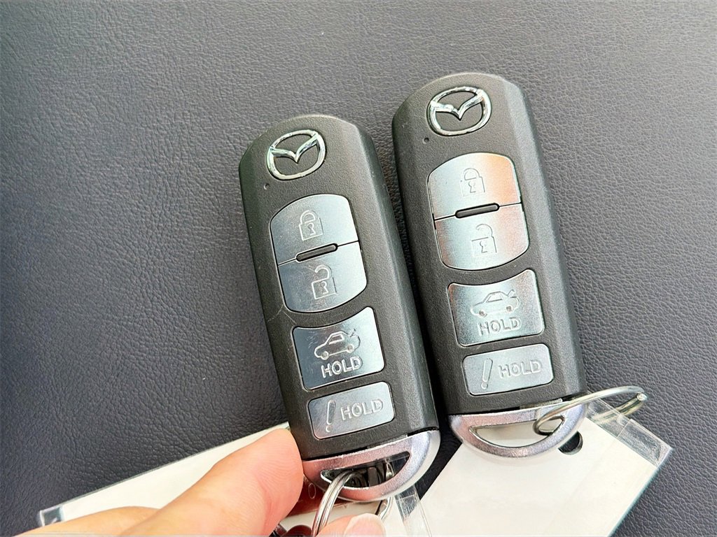 Used 2014 MAZDA MAZDA3 i Grand Touring image 39