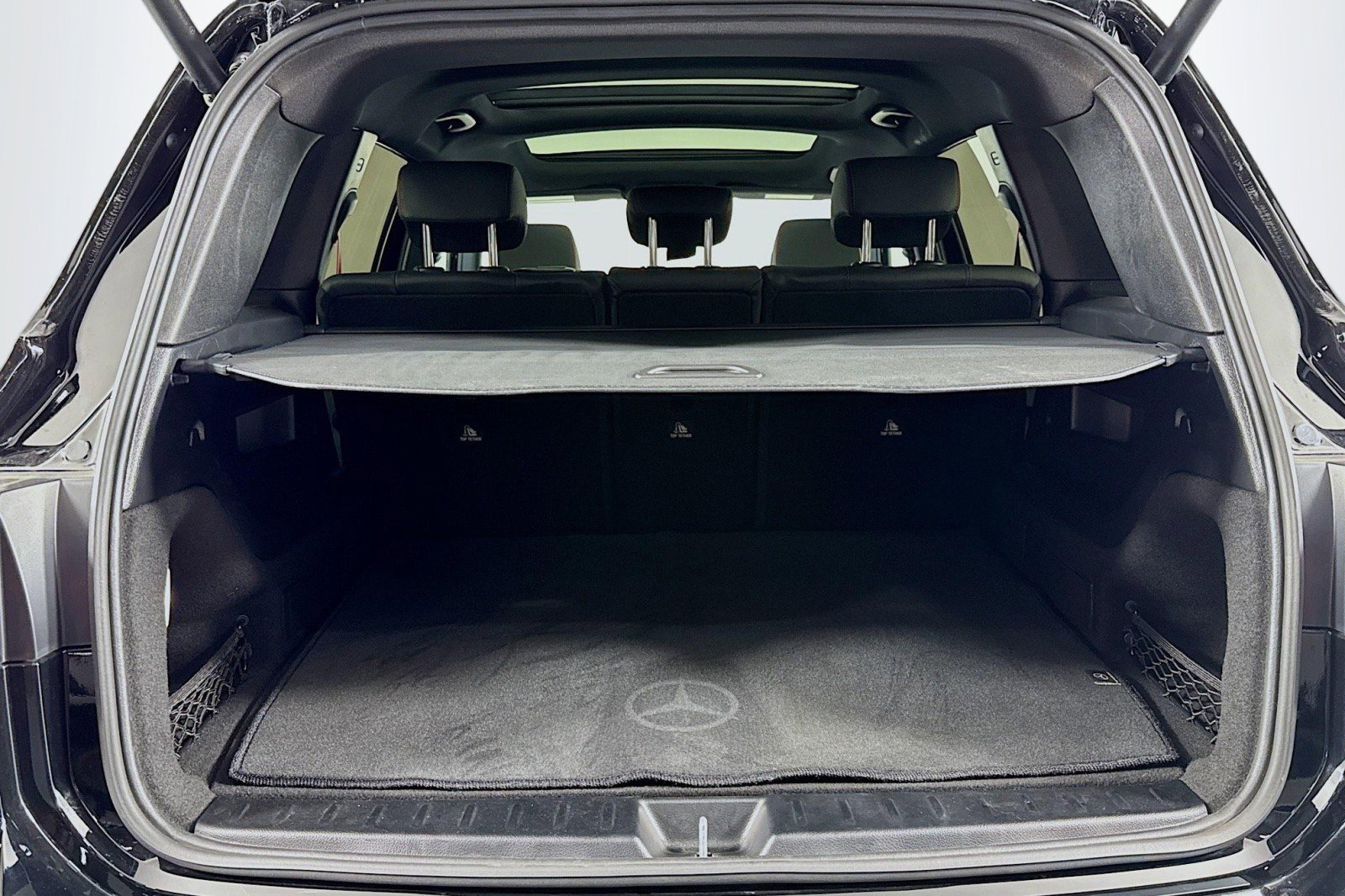 Certified 2025 Mercedes-Benz GLB 35 AMG 4MATIC image 24